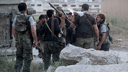 Resmen duyurdular! Esad'a bağlı bine yakın asker o ülkeye sığındı - gundem