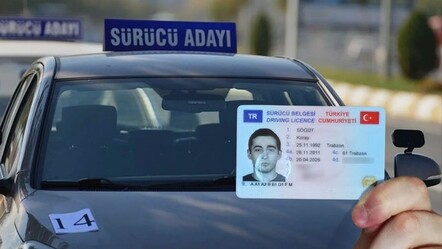 Araba ehliyeti 16 yaşa mı düşürüldü? M, A1 ve B1 sınıfı ehliyet yaş sınırı kesinleşti! - haberler