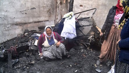 Evi küle dönen kadın feryat etti: Bu havada beş çocukla ne yaparım? - gundem