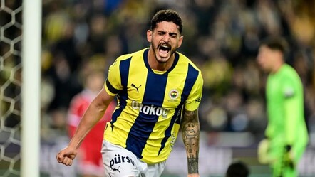 Fenerbahçe’de kriz büyüyor: Samet Akaydın takımdan ayrılmaya hazırlanıyor - spor