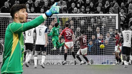 İngiltere'de gündem Altay Bayındır! Tottenham-Manchester United maçına damga vuran hata - haberler