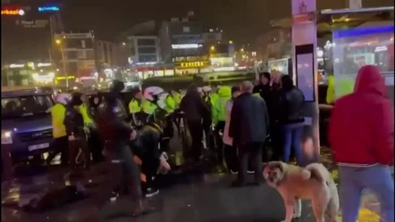 İstanbul'da akıl almaz olay! Yakınları şüpheliyi kaçırdı, 4 polis yaralandı - Gündem