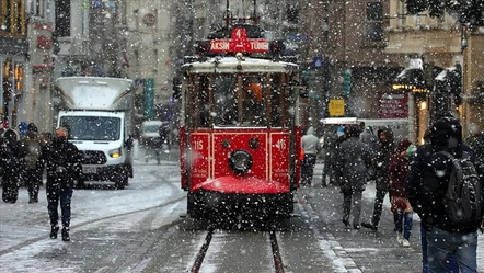 İstanbul'a kar geliyor! Çevre illeri kuşattı, Meteoroloji tarih vererek uyardı - Gündem