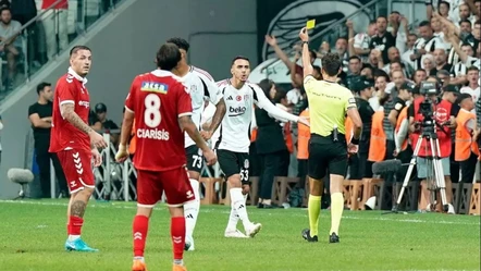 Beşiktaş ligin ilk yarısında 33 sarı 2 kırmızı kart gördü - Spor