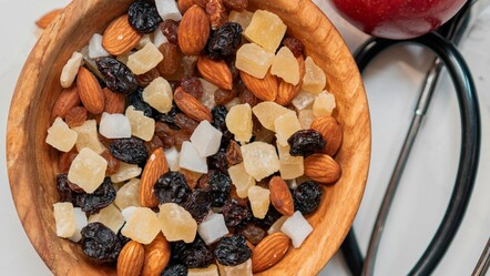 Bunu yiyenin vücuduna hastalık uğramıyor! Ateşi ve tansiyonu düşürüyor, ağız kokusunu önlüyor - saglik