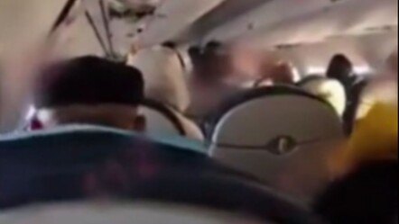 Kazakistan'da düşen uçağın içinden son görüntüler: Şehadet getiren yolcu o anları kaydetti - gundem