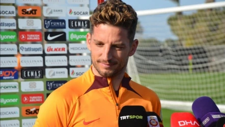 37 yaşındaki yıldızın futbolcunun geleceği belli oldu! Galatasaray Yönetimi'nden Mertens hamlesi - Spor