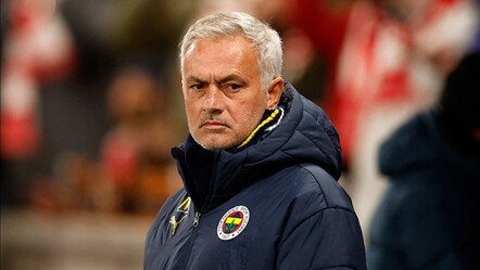 Fenerbahçe'de yaprak dökümü! Jose Mourinho 5 futbolcunun üzerini çizdi - spor