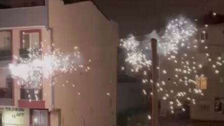 Elektrik telleri havai fişek gibi patladı! Kocaeli Darıca'da yürekler bir kez daha ağza geldi - dunya