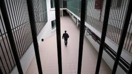 Ülke gündemini sarsan olay! Sınıf arkadaşlarını vahşice katleden çocuklara müebbet hapis - dunya