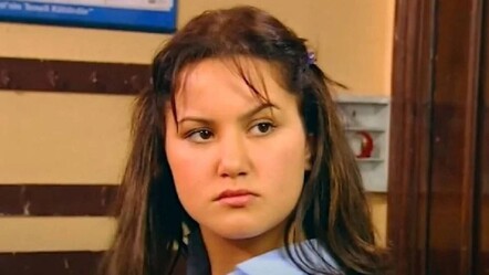 Oyunculuğu bırakmıştı! Yıldız Asyalı hem değişimiyle hem de yeni mesleğiyle şaşırttı - magazin