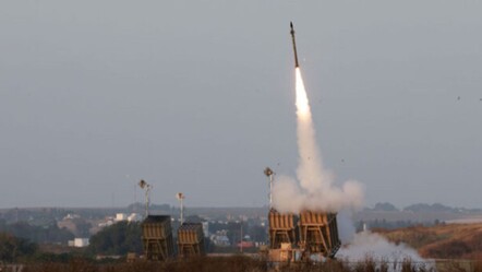 Husiler İsrail'i füze yağmuruna tuttu - dunya