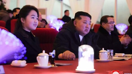 Kim Jong-Un 'Kuzey'in halefi'nin elini bırakamadı! 11 yaşındaki kızı iktidara adım adım geliyor - dunya