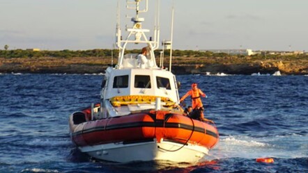 Libya'da tekne alabora oldu: Çok sayıda kayıp var - dunya