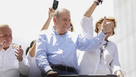 Ülkesinden kaçtı, İspanya'ya sığındı! Muhalif lideri getirene 100 bin dolar ödül - dunya