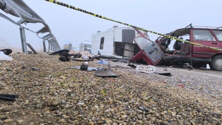 Kırşehir'de zincirleme trafik kazası! Çok sayıda ölü ve yaralı var - gundem