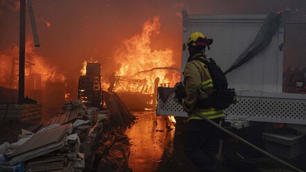 Los Angeles yangın söndü mü, devam ediyor mu? Ölü ve yaralıların sayısı merak ediliyor - haberler