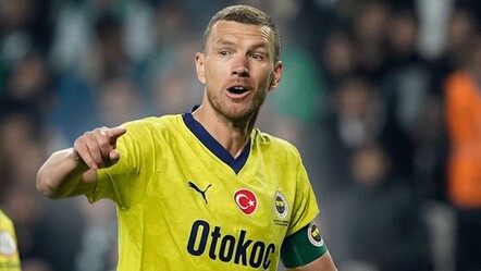 Fenerbahçe ile sözleşmesi sona eriyordu! Edin Dzeko’ya sürpriz talip - spor