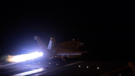 Üç ülkeden oluşan savaş koalisyonu Yemen'e hava saldırısı düzenledi - dunya