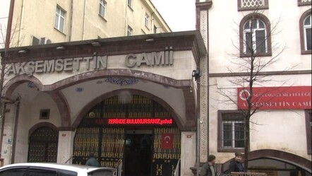 İstanbul'da cami imamına saldırı! Akli dengesi bozuk şahsı cemaat etkisiz hale getirdi - yasam