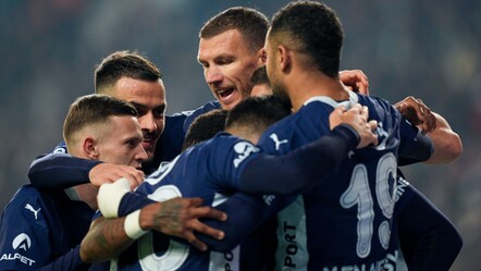 Kanarya gol düellosunu hatasız geçti! Fenerbahçe, Konyaspor'u deplasmanda 3-2 mağlup etti - spor