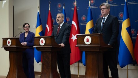İsveçli bakan Hakan Fidan'ın yanında açıkladı: YPG, PYD ve FETÖ'ye hiçbir şekilde destek vermeyeceğiz - gundem