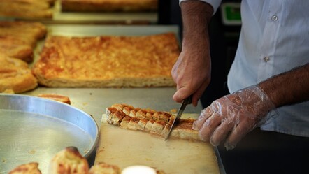 Tel tel dökülen börek nasıl yapılır? 22 yıllık börekçiden börek pişirme tüyoları - yemek