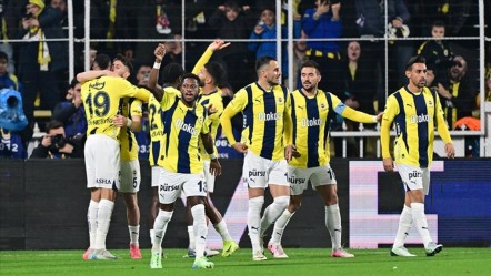 CANLI | Fenerbahçe - Lyon! Mücadelede ilk 11'ler belli oldu - Spor