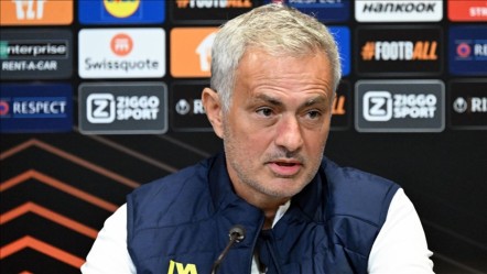 "UFC dövüşçüleri gibi" Jose Mourinho maç sonu isyan etti! - Spor