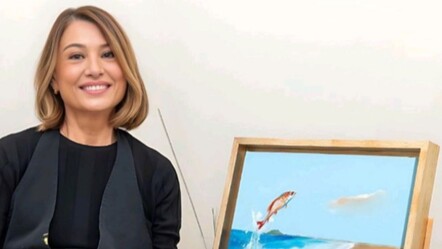 Filmler ve hikâyeler resimlere dönüştü! Dedesinin izinde bir ressam: Ayşegül İzer  - kultur-sanat