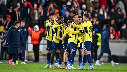 Fenerbahçe nasıl tur atlar, nasıl play off turuna kalır? Fenerbahçe, bu akşam son maçını Midtjylland ile yapacak - haberler