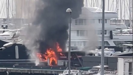 Pendik marinada korkutan yangın! Dumanlar gökyüzünü kapladı - Gündem