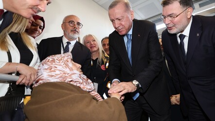 Ölmeden önce son dileğiydi! 102 yaşındaki Gülsüm nine Erdoğan'a kavuştu - haberler