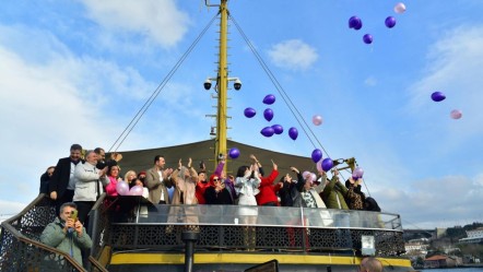 Gökyüzünde ‘kanser’ balonları! Rengarenk farkındalık - Gündem