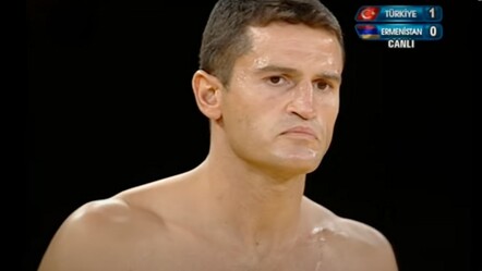 Milli boksör Yavuz Özden kimdir, tutuklandı mı, kaç yaşında, nereli? Zeytinburnu'ndaki camide yaşanan olay ile gündemde! - gundem