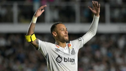 12 yıl sonra yeniden Santos formasını giydi! Neymar ilk maçına çıktı - Spor