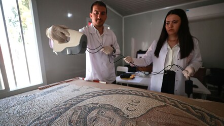 Depremin kültürel yaraları sarılıyor! Eserler laboratuvarda onarılıyor - kultur-sanat