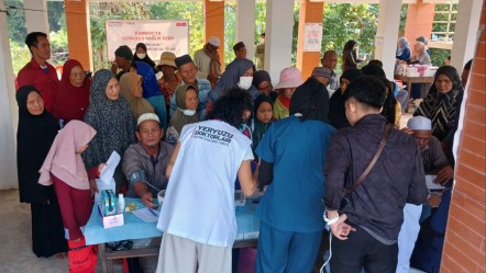 Türk doktorlardan büyük destek! Kamboçya’ya şifa dağıtıldı - Sağlık