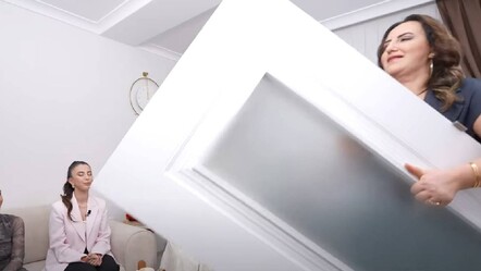Gelin Evi yarışmasında şoke eden anlar! Kapıyı parçalayıp salona getirdi - magazin