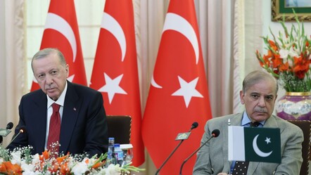 Pakistan'la 24 anlaşma imzalandı! Cumhurbaşkanı Erdoğan ve Şahbaz Şerif'ten önemli mesajlar - gundem