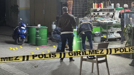 Adana'da kan donduran olay! Gece dönercisine kurşun yağdırdılar - gundem