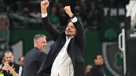 Ergin Ataman Yunanistan Kupası'nın sahibi oldu! - spor