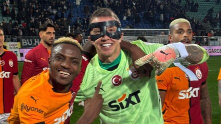 Muslera'ya Osimhen takviyesi! Maç sonunda maskeyi taktı - spor