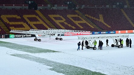 Galatasaray-Fenerbahçe derbisi ertelenebilir! Gözler AZ Alkmaar maçında - spor