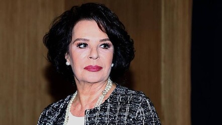 Kimse beklemiyordu! Hülya Koçyiğit'ten
