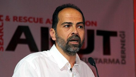 Nasuh Mahruki'ye hapis cezası - haberler