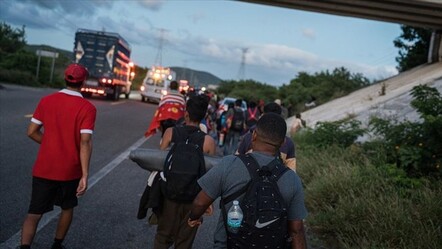 Göçmenler askeri üslere hapsedilecek! Trump yönetiminin yeni planı ifşa oldu - dunya