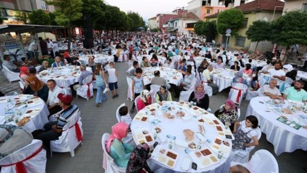 Ramazankonduya dikkat!! Toplu iftarlar zehirlenmelere yol açabiliyor - Gündem