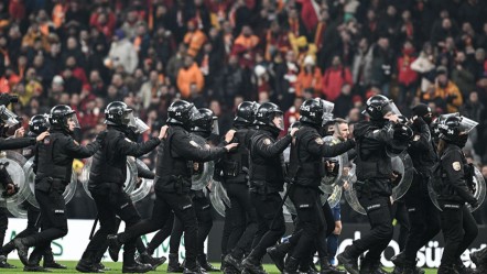 İstanbul Valiliği'nden derbi sonrası açıklama! 71 kişi hakkında işlem başlatıldı - Gündem