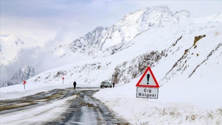 Meteoroloji'den iki bölge için çığ uyarısı - Gündem